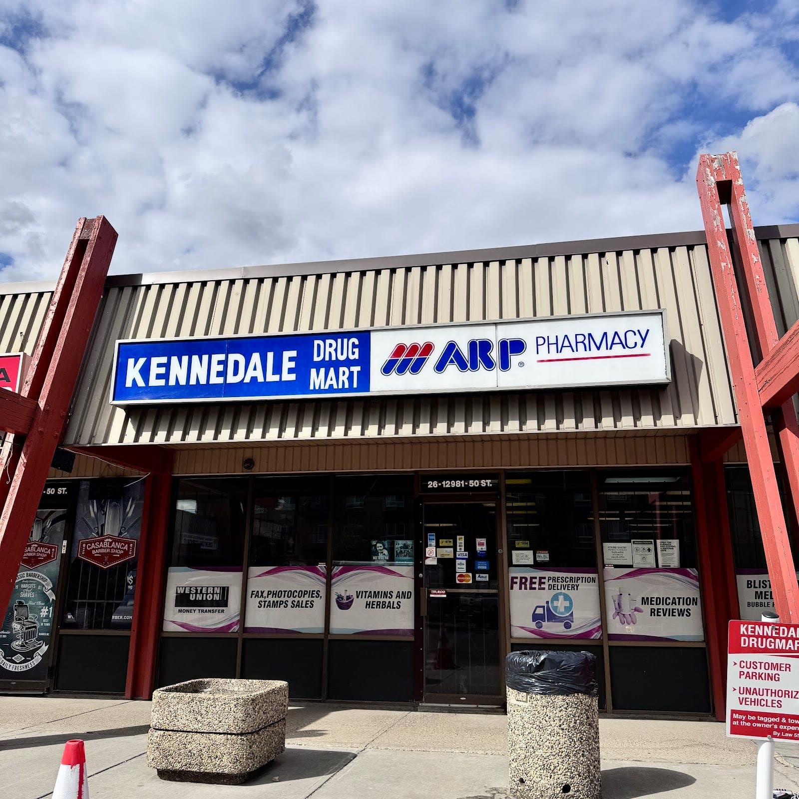 Kennedale Drug Mart (photo: rebmanworb, via Google)