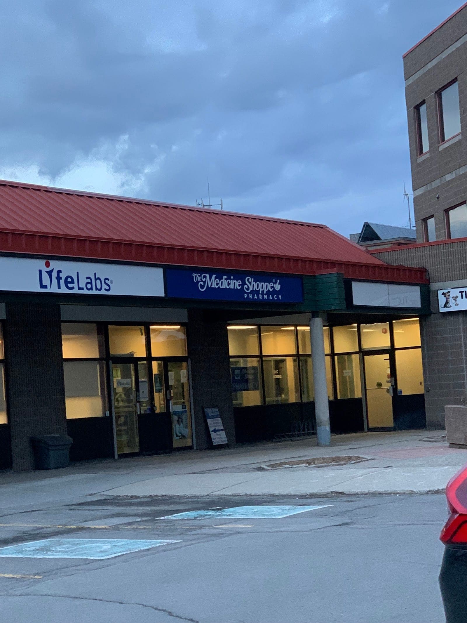 The Medicine Shoppe Pharmacy (photo: Sebastian Soare, via Google)