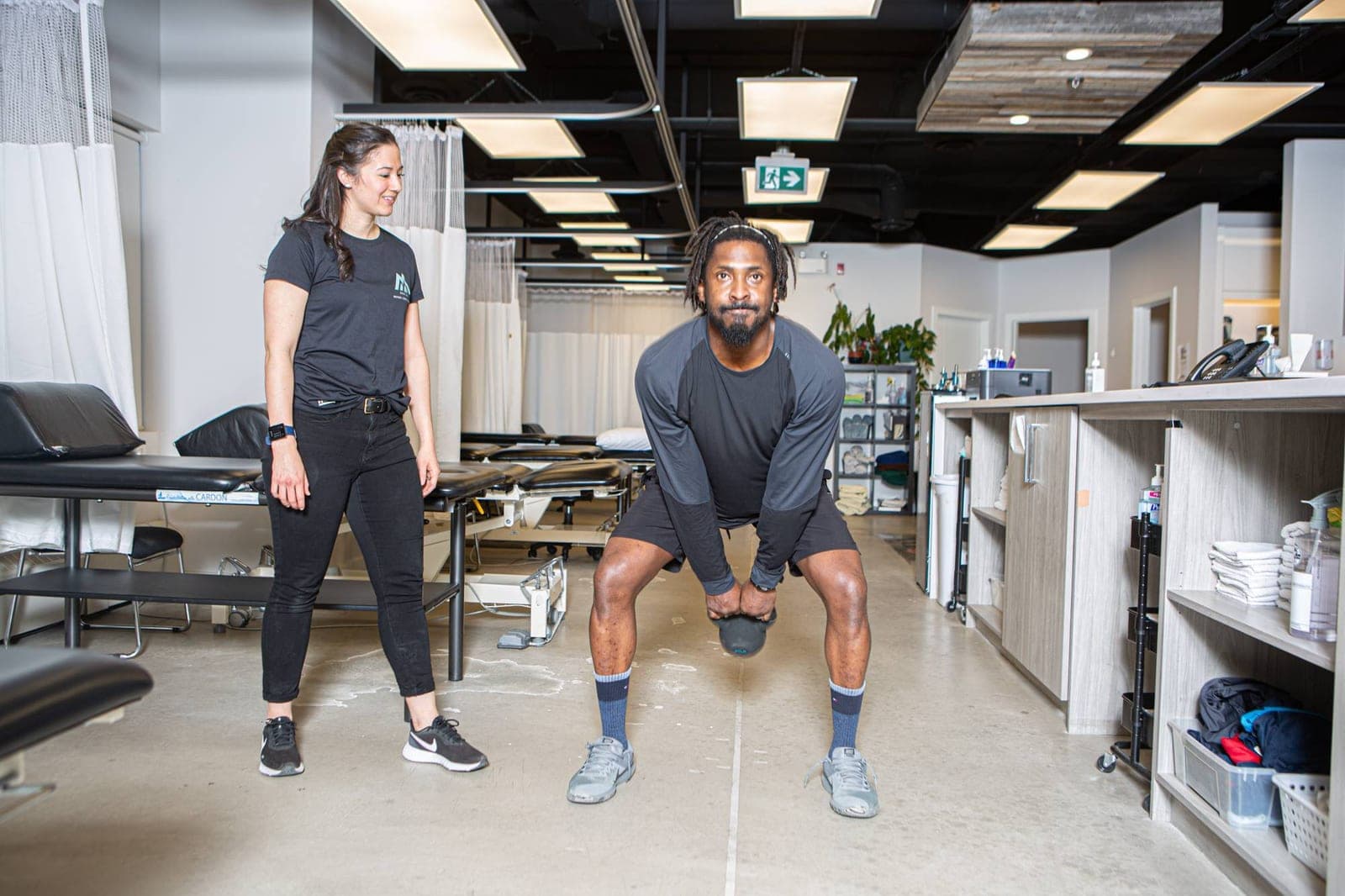 SeniorHome.ca - Market Mall Physio & Chiro