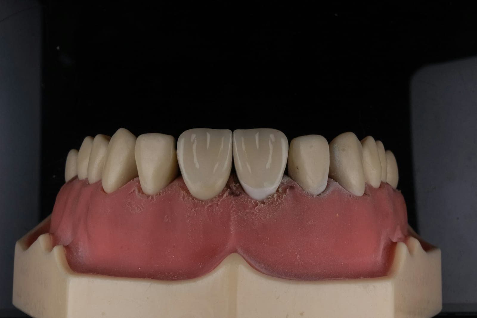 SeniorHome.ca - Forest Lawn Denture Clinic