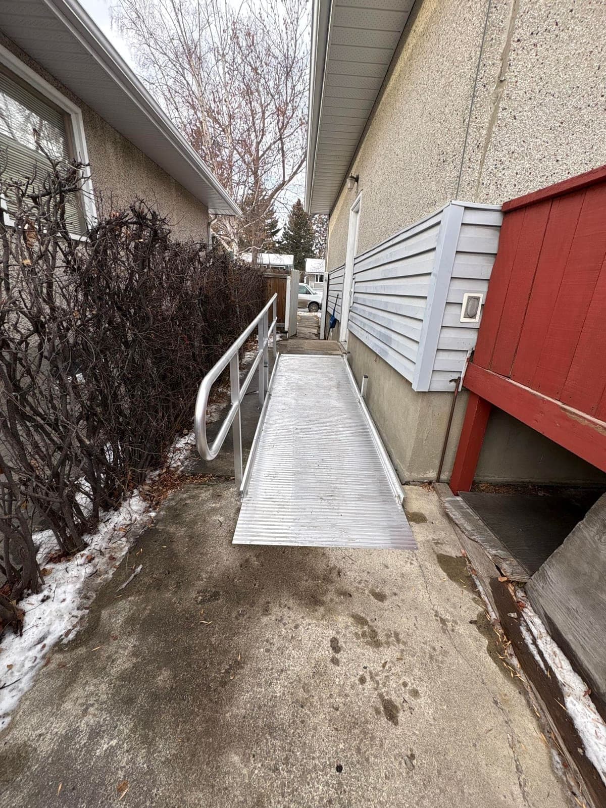 SeniorHome.ca - Western Health Care