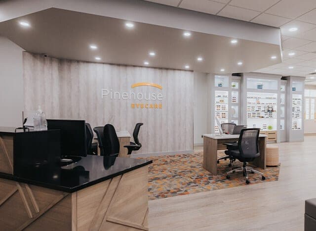 SeniorHome.ca - Pinehouse Eyecare