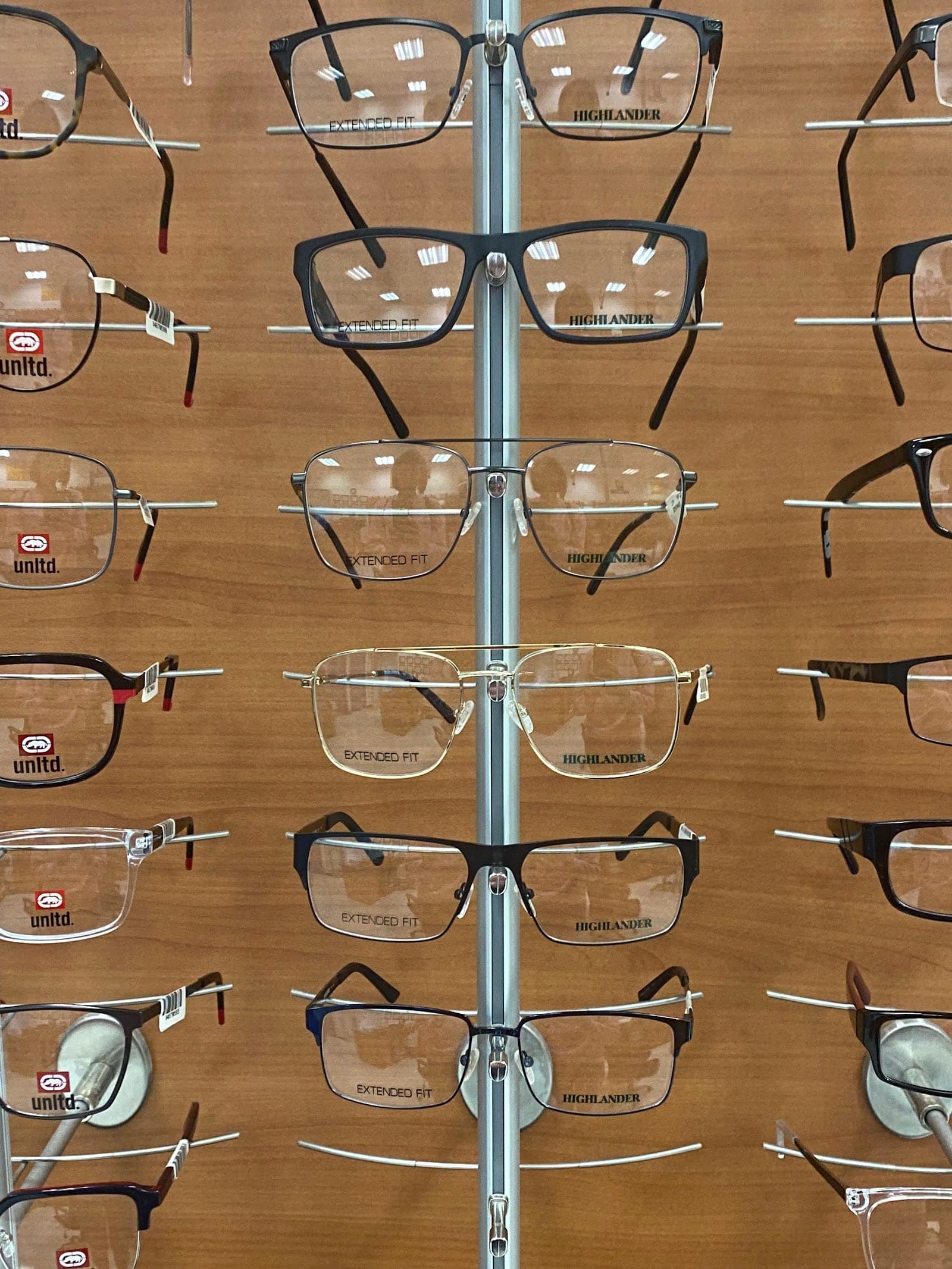 Walmart Vision Centre (photo: Iryna Pohrebniak, via Google)