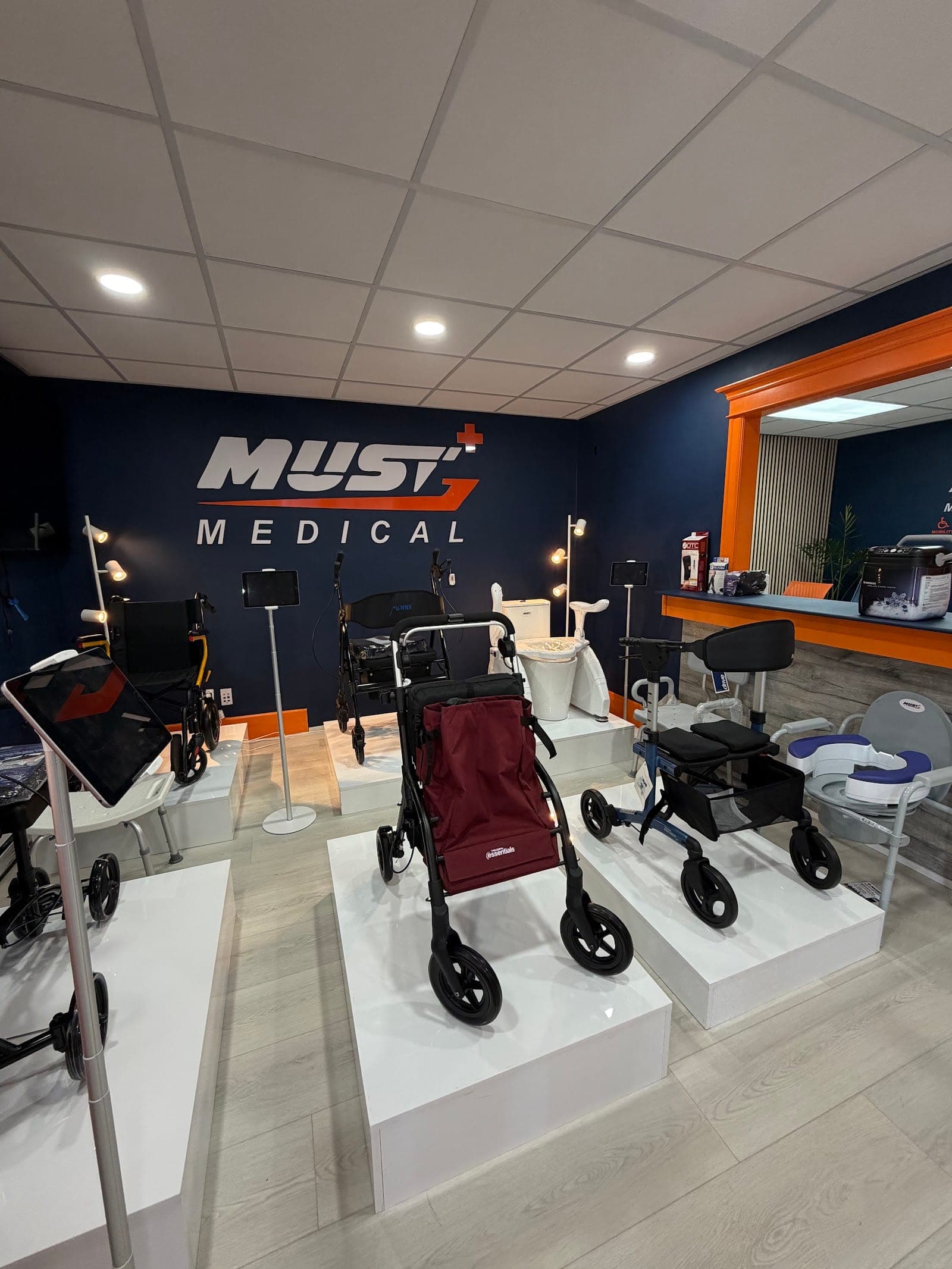 Must Medical Equipment - West Vancouver (photo: West Vancouver Medical Equipment, via Google)