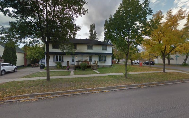 McTavish Manor I - Photo 1