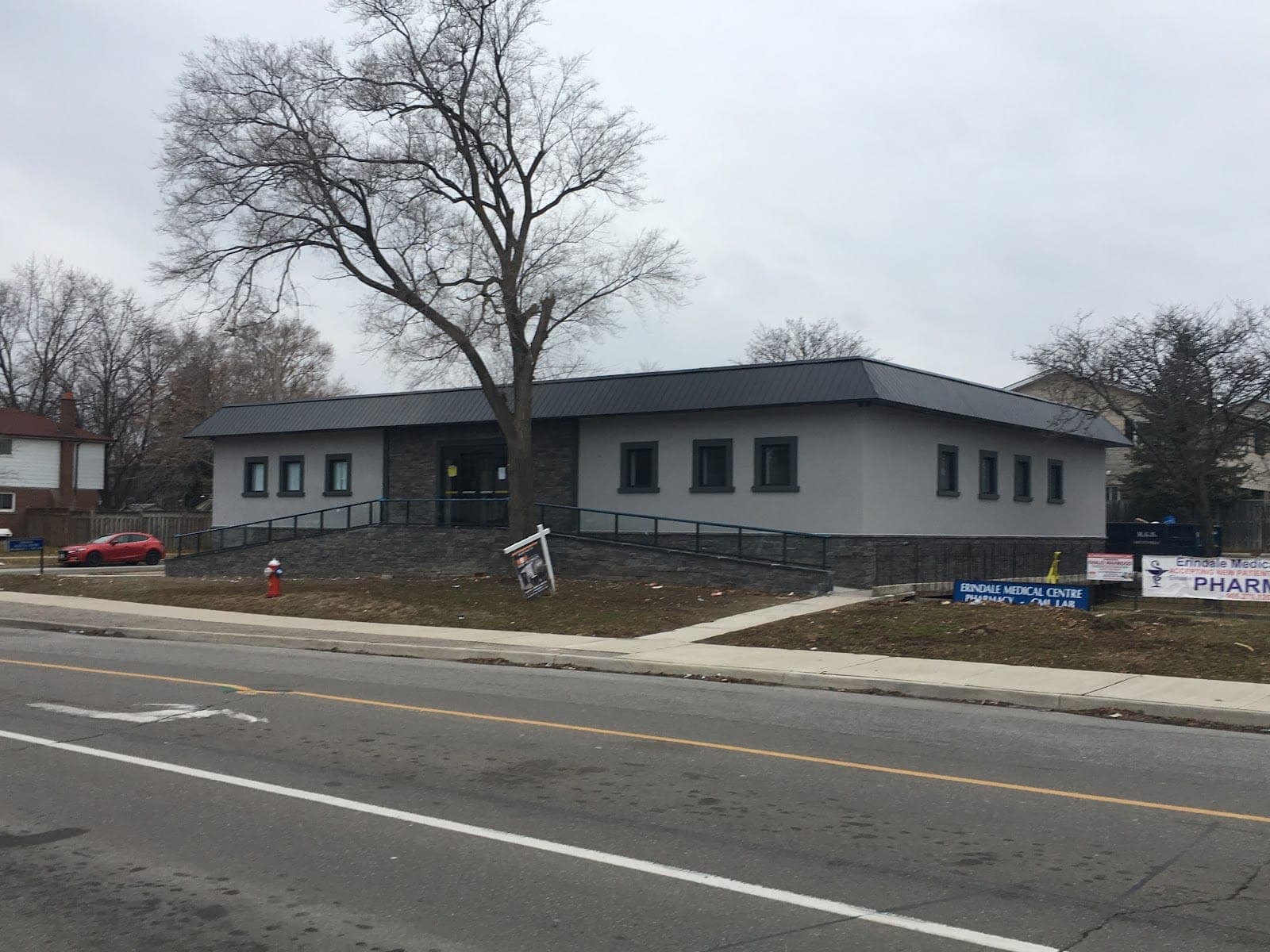 Erindale Medical Centre & Compounding Pharmacy (photo: Rab Krist, via Google)