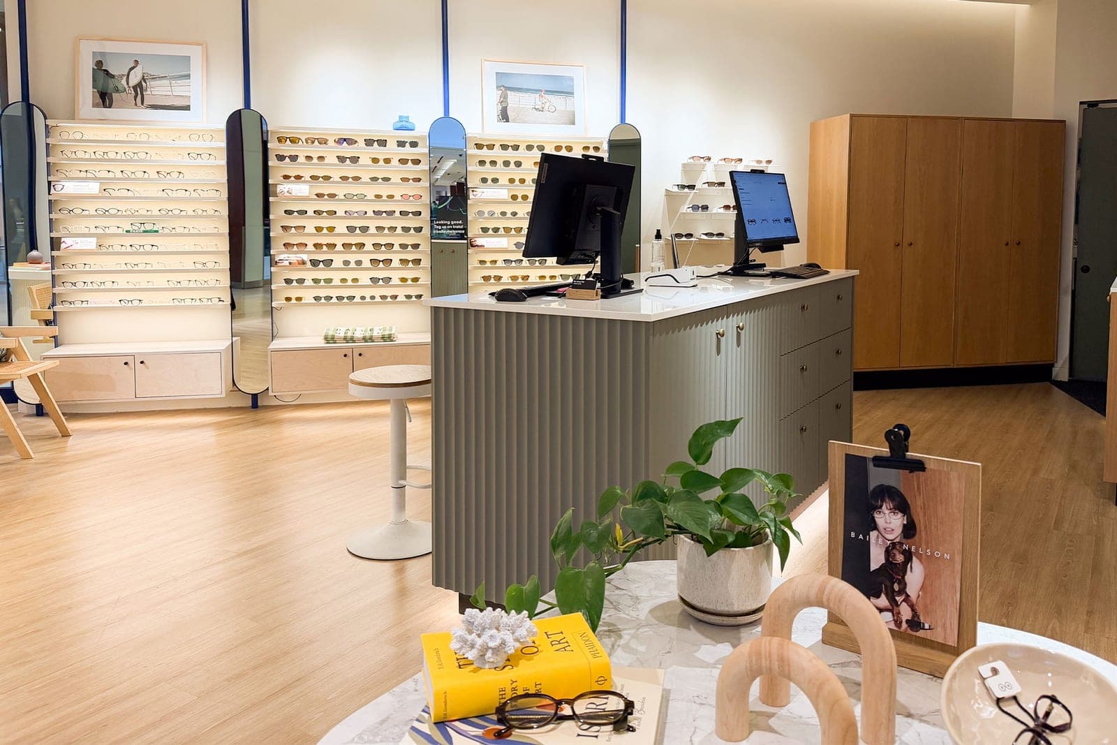 SeniorHome.ca - Bailey Nelson & Optometry - Square One Shopping Centre