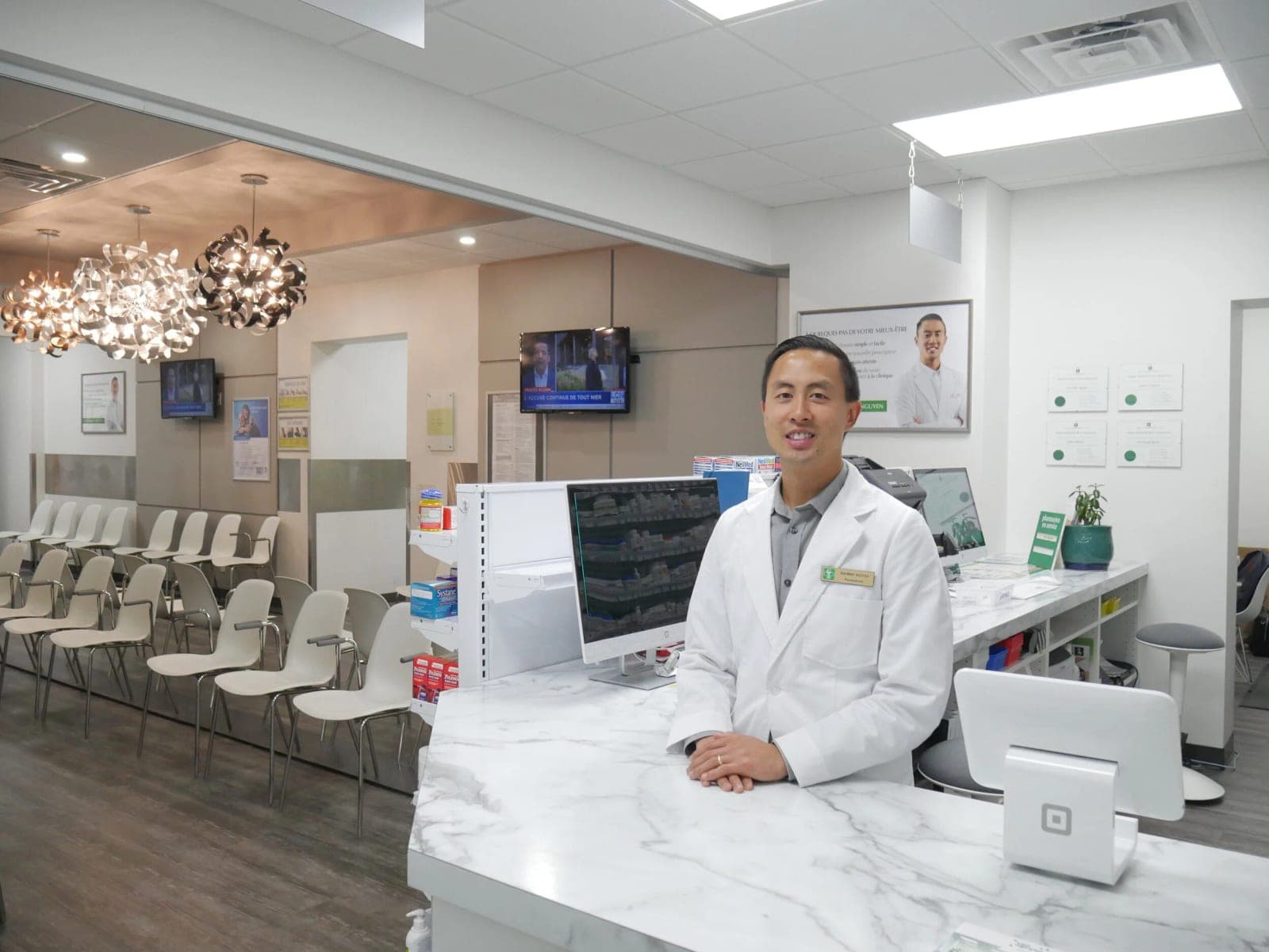 SeniorHome.ca - Pharmacie Van Nguyen - Laval