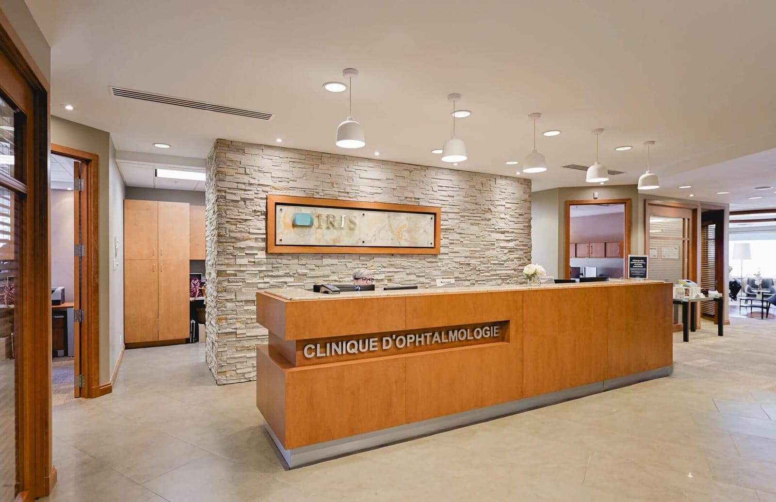 SeniorHome.ca - Clinique d'ophtalmologie IRIS