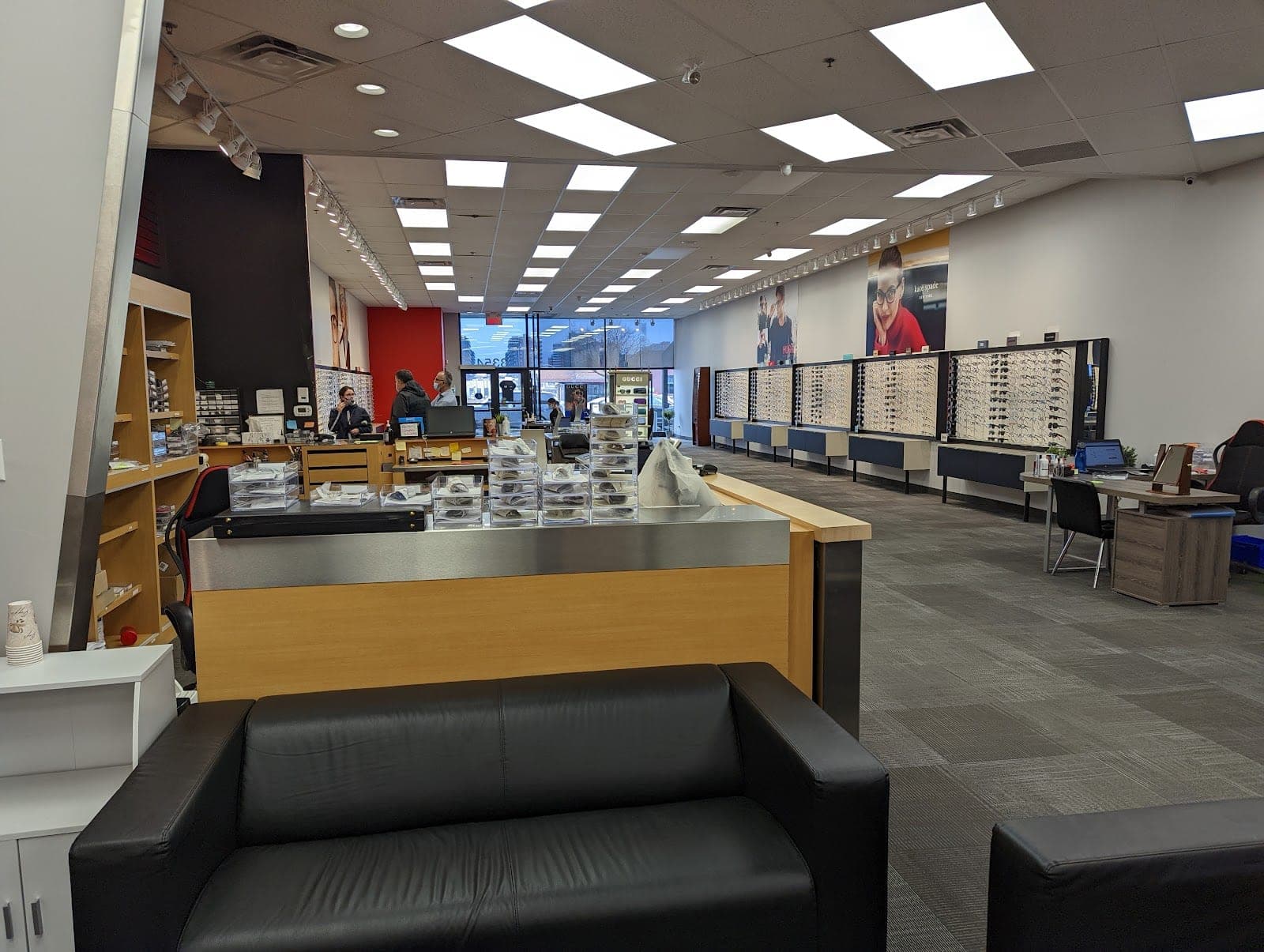 Éconolunettes Laval (photo: stephane paquette, via Google)