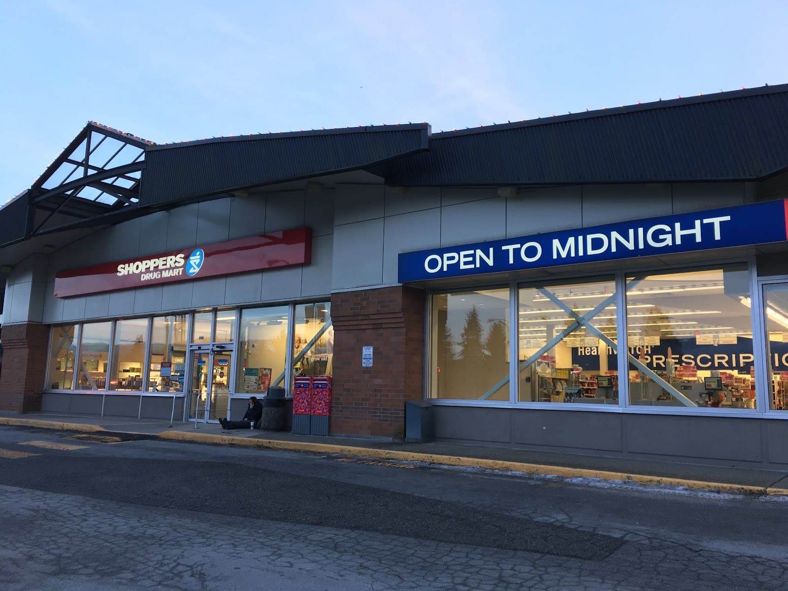 Shoppers Drug Mart (photo: Godwin C, via Google)