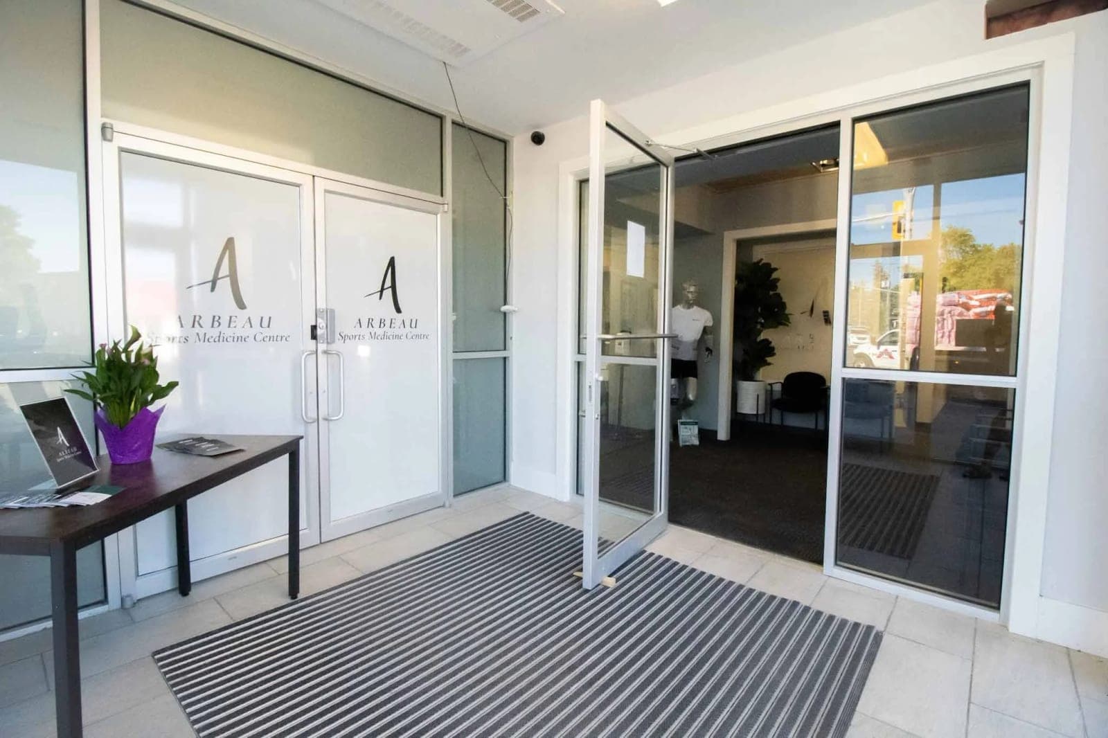 SeniorHome.ca - Arbeau Sports Medicine Centre