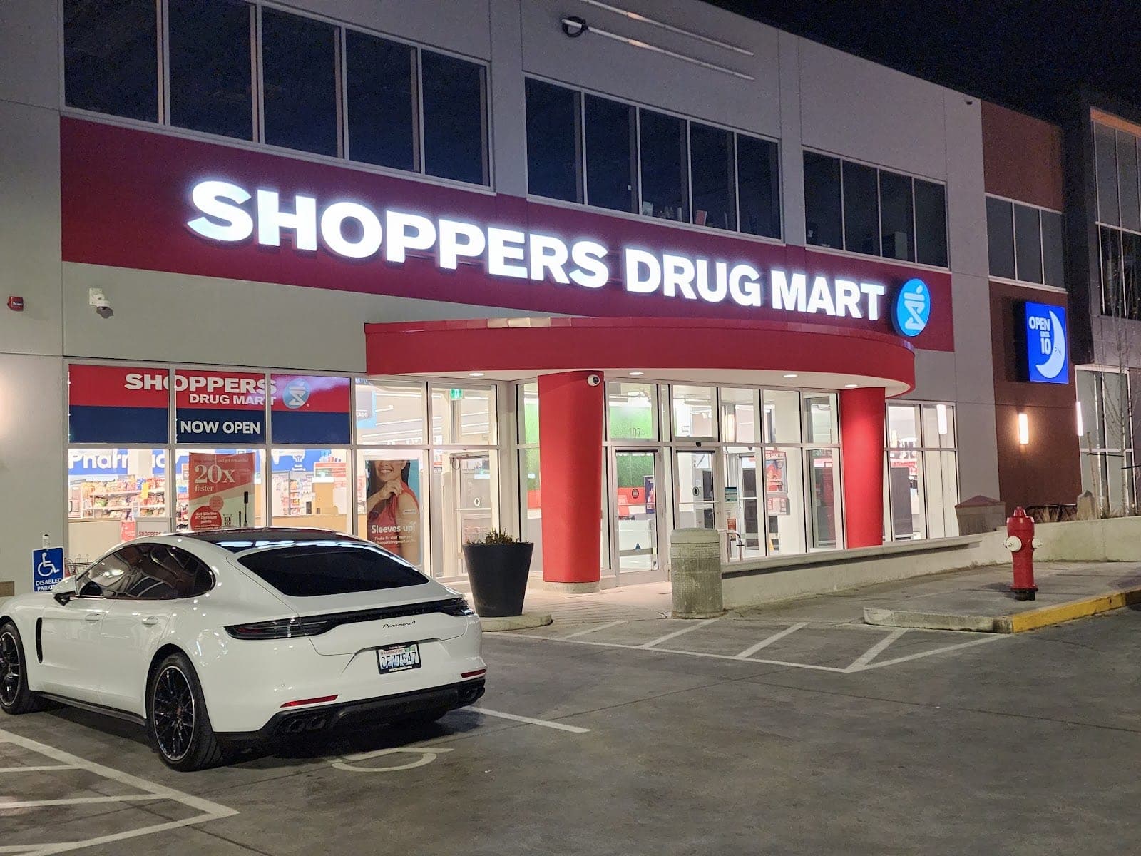 Shoppers Drug Mart (photo: Yogesh Makhija, via Google)