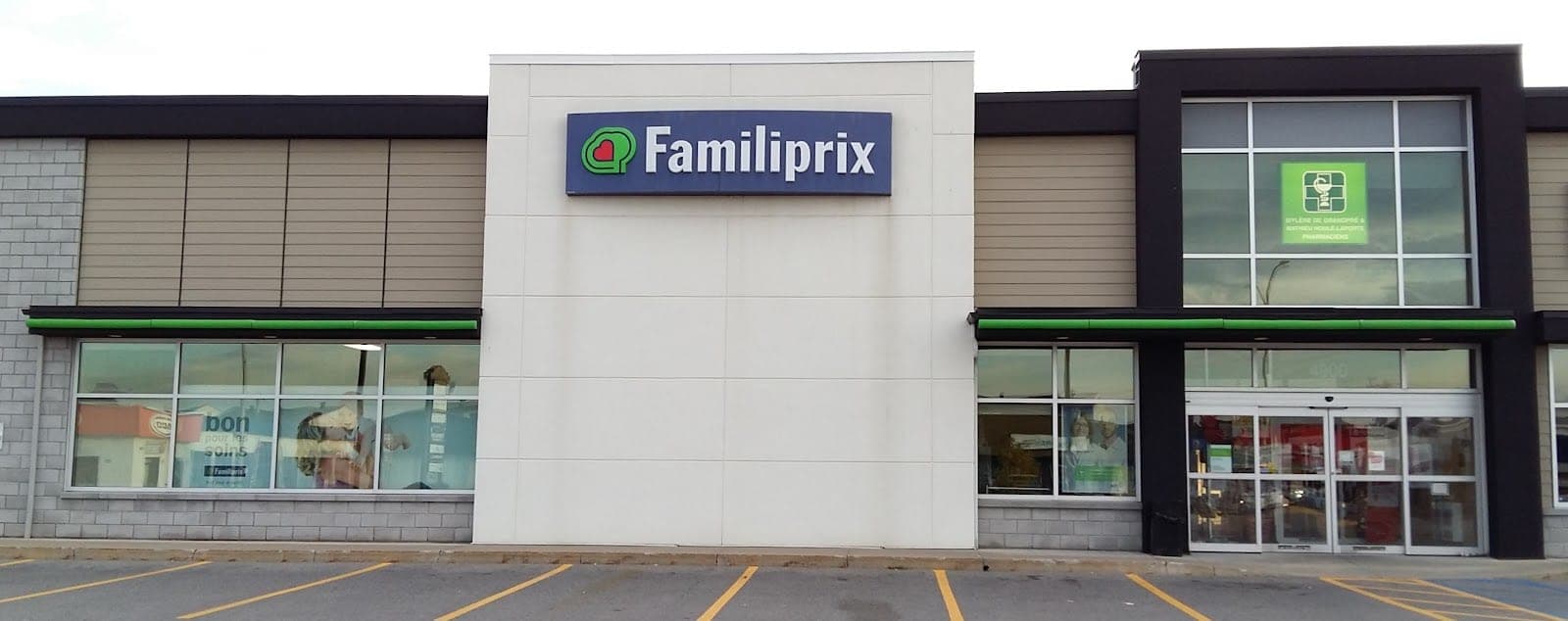 Familiprix Extra (photo: Kerry Roach, via Google)