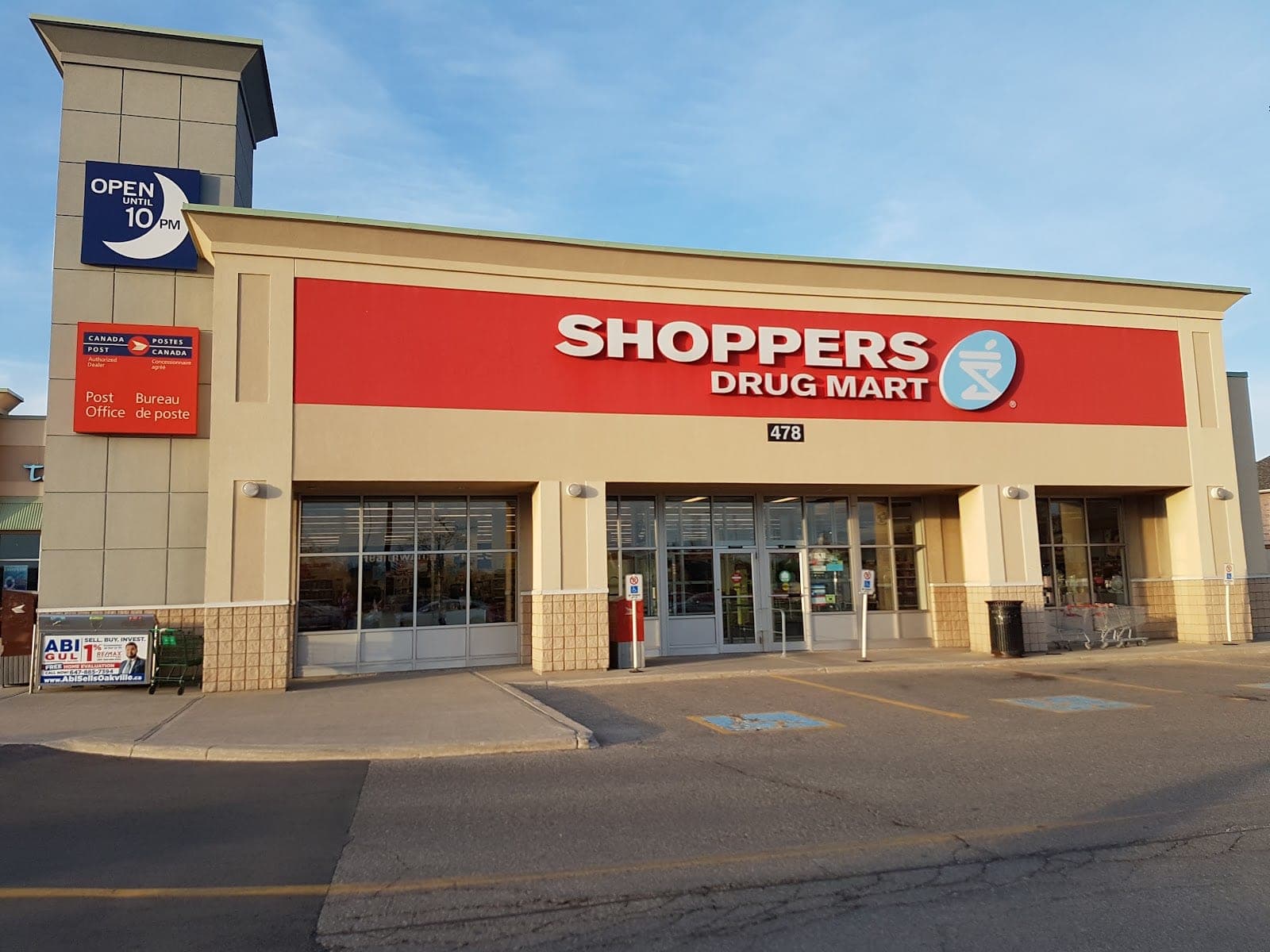 Shoppers Drug Mart (photo: Kenny Handelman, via Google)