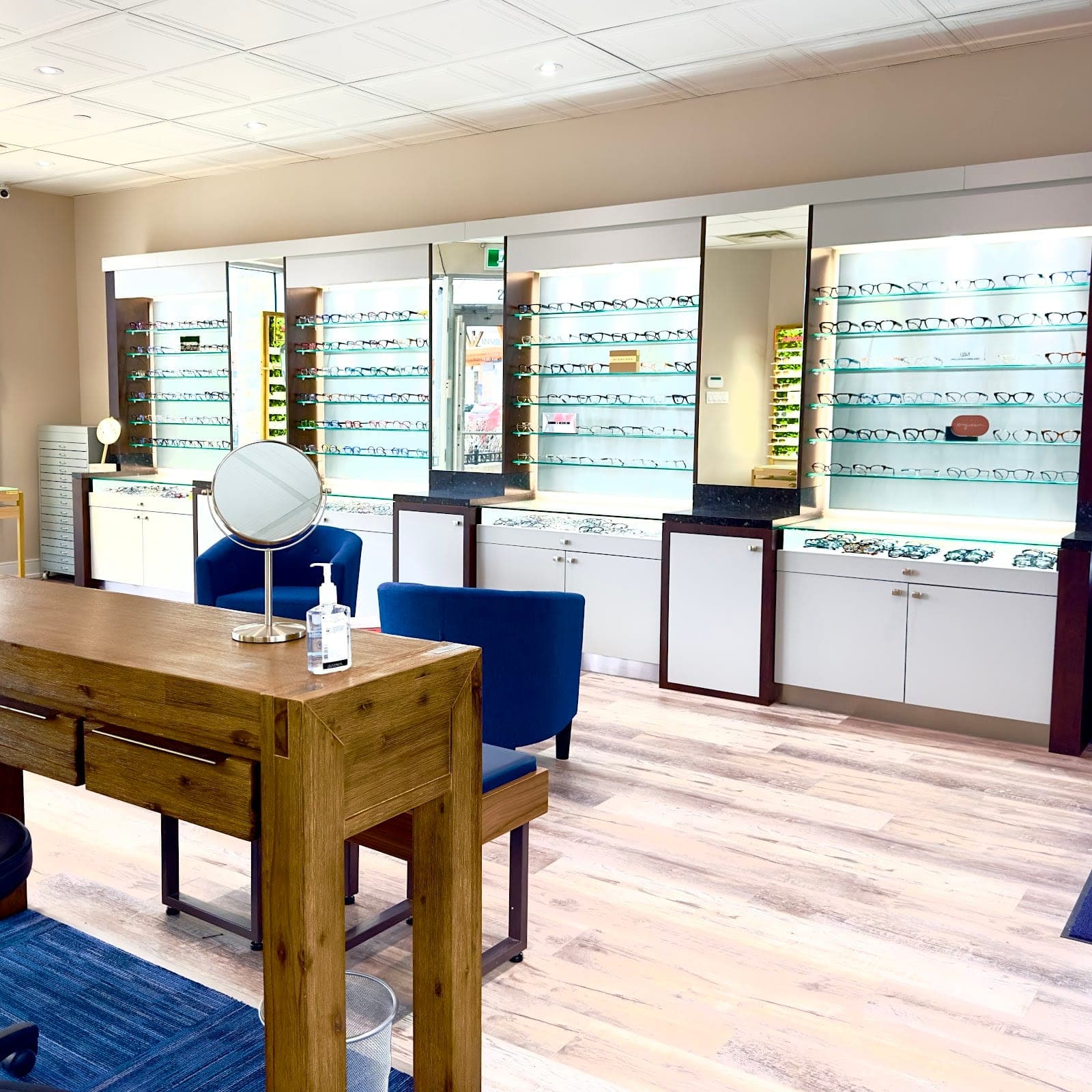 Invision Eye Clinic Oakville (photo: Invision Eye Clinic, via Google)