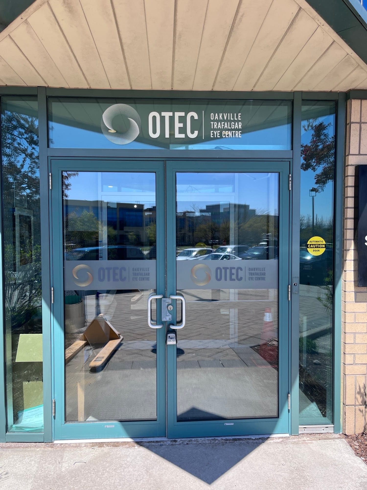 Oakville Trafalgar Eye Centre - OTEC Bristol circle (photo: Oakville Trafalgar Eye Centre - OTEC Bristol circle, via Google)