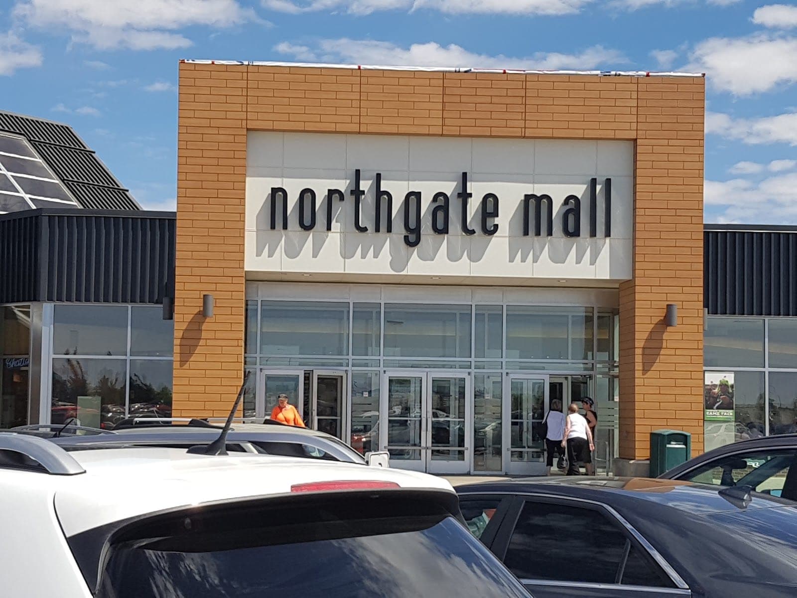 Shoppers Drug Mart (photo: Rick Riffel, via Google)