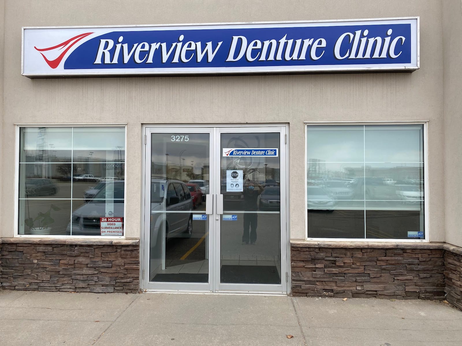 Avenue Denture Clinic (photo: Avenue Denture Clinic, via Google)