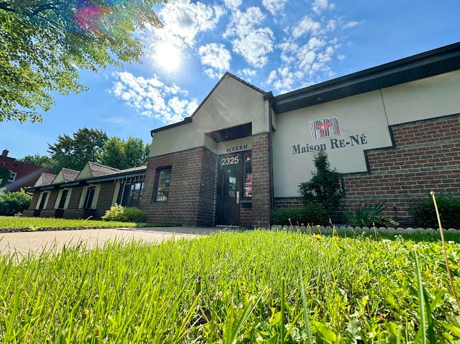 Maison Re-Ne Inc - Photo 1