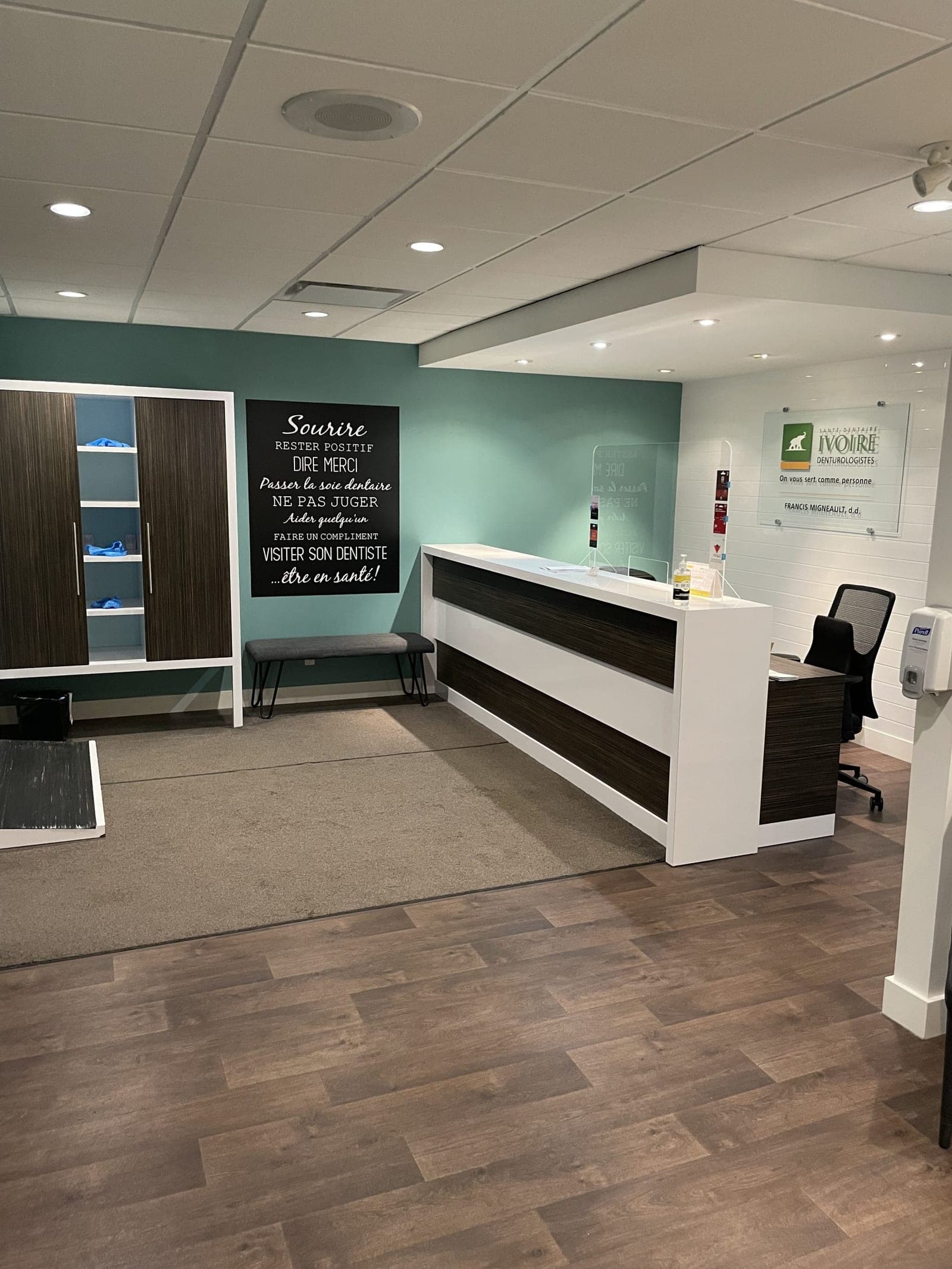 SeniorHome.ca - Francis Migneault Denturologiste