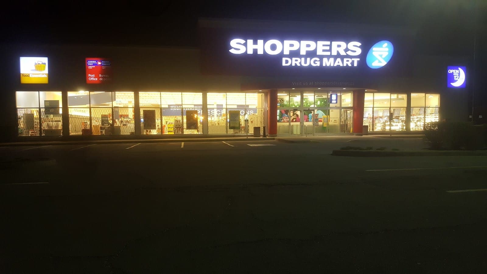 Shoppers Drug Mart (photo: Adam Graglia, via Google)