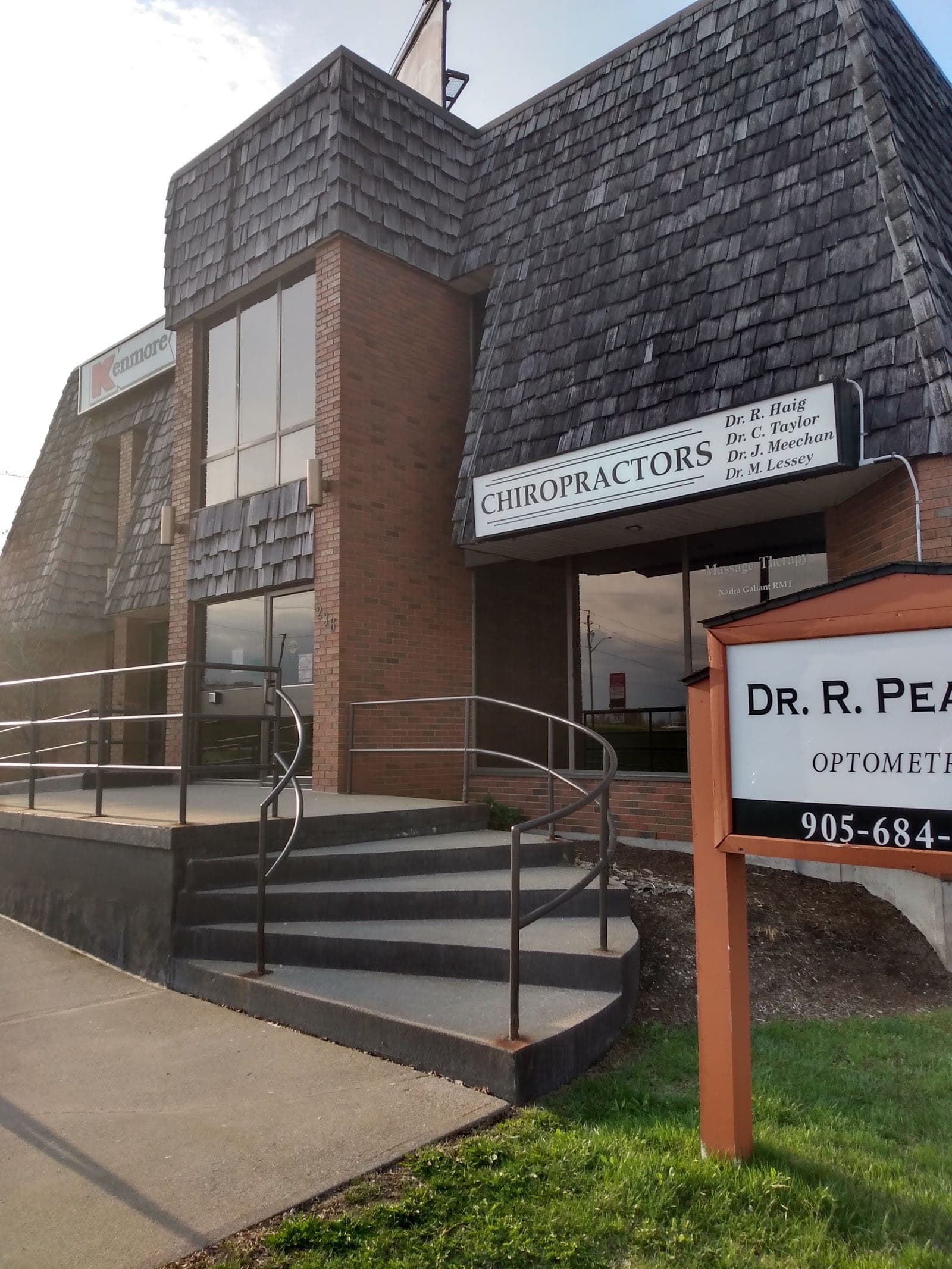 Dr Pearson Optometry (photo: Junior Antoine Rochester, via Google)