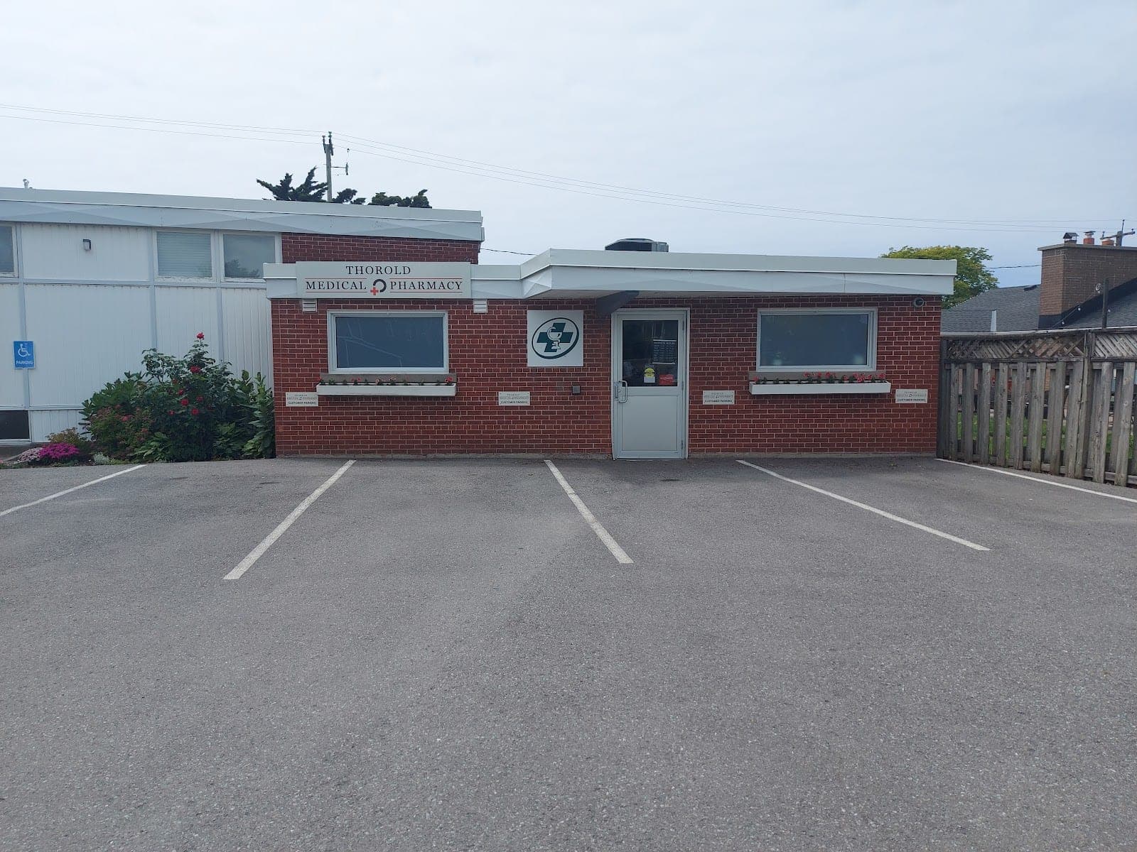 Thorold Medical Clinic Physiotherapy (photo: Pr Q, via Google)