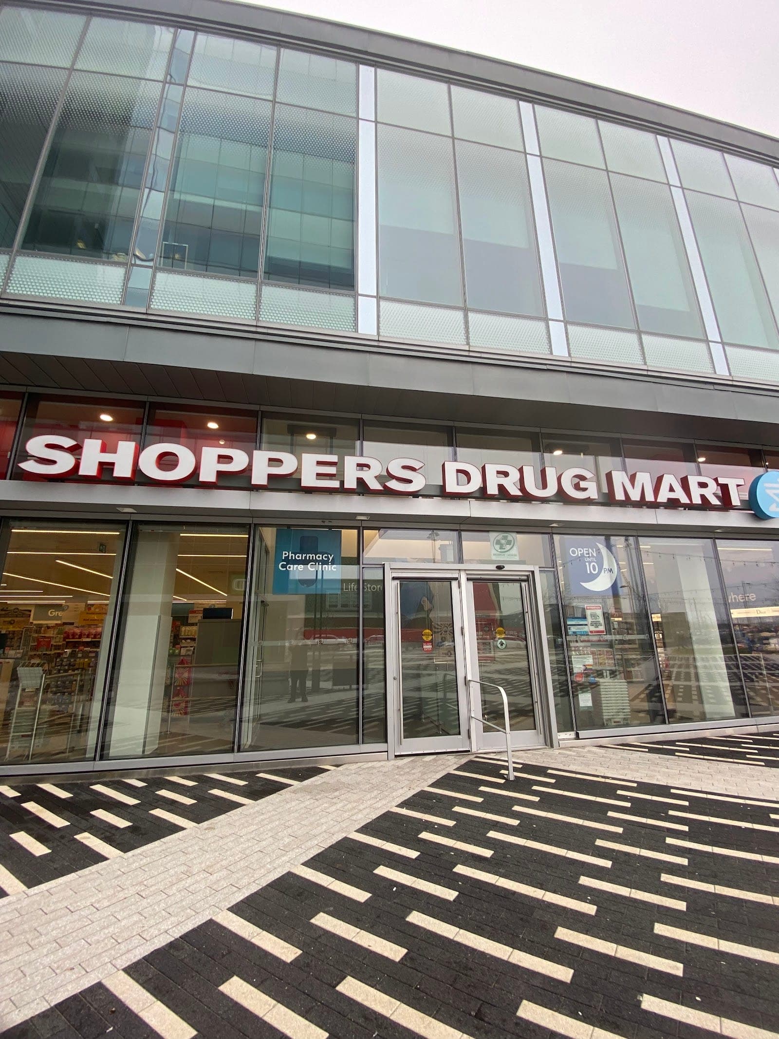 Shoppers Drug Mart (photo: Phil Shady, via Google)