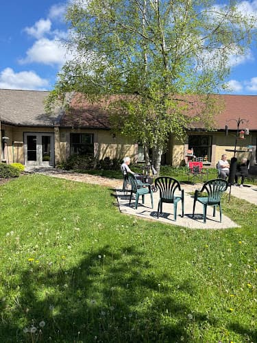 Ashwood Manor - Photo 1