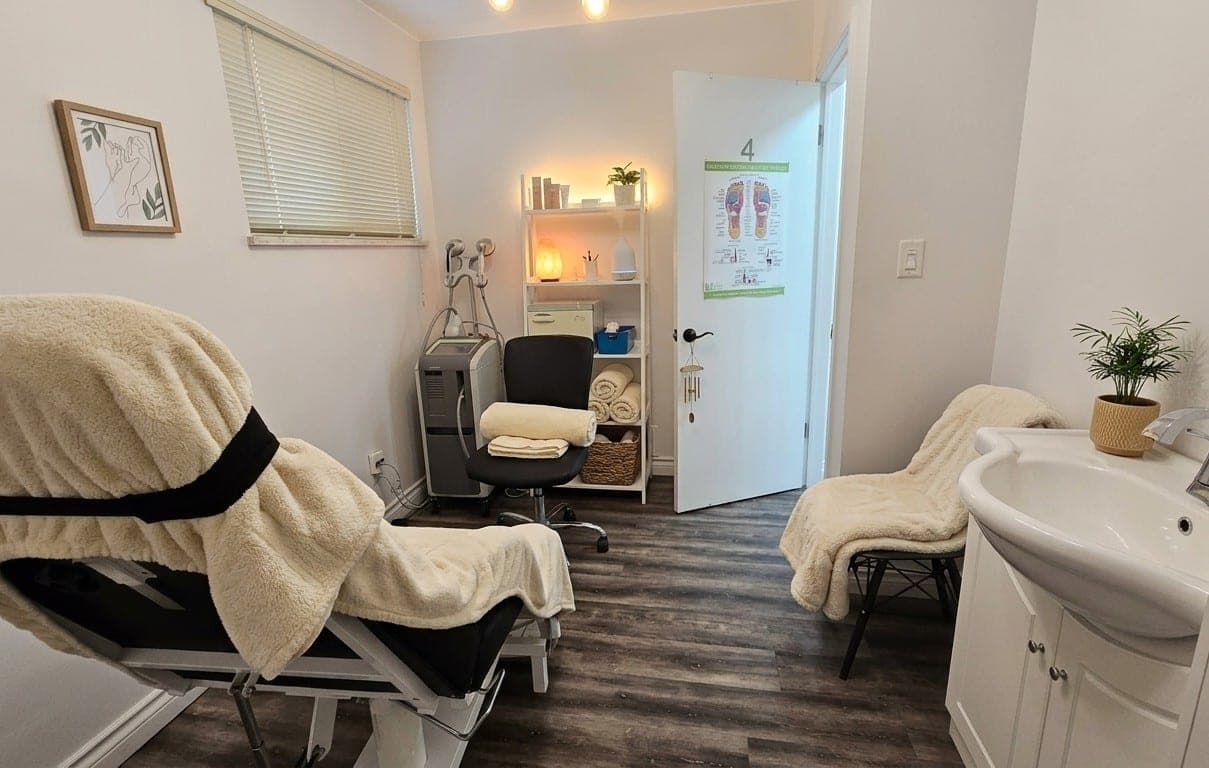 Advanced Nursing Foot Care & Reflexology Studio by Jobeth (photo: Foot Care Nurse & Reflexology Studio by Jobeth, via Google)