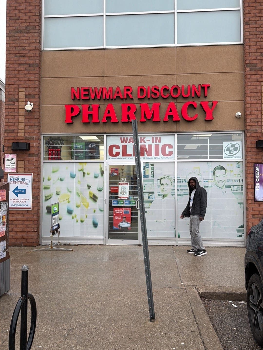 NewMar Discount Pharmacy (photo: Tharsha, via Google)