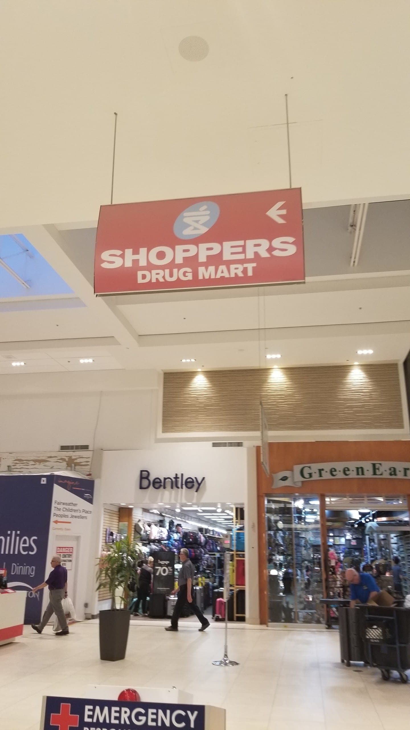 Shoppers Drug Mart (photo: Adam Oldfield, via Google)
