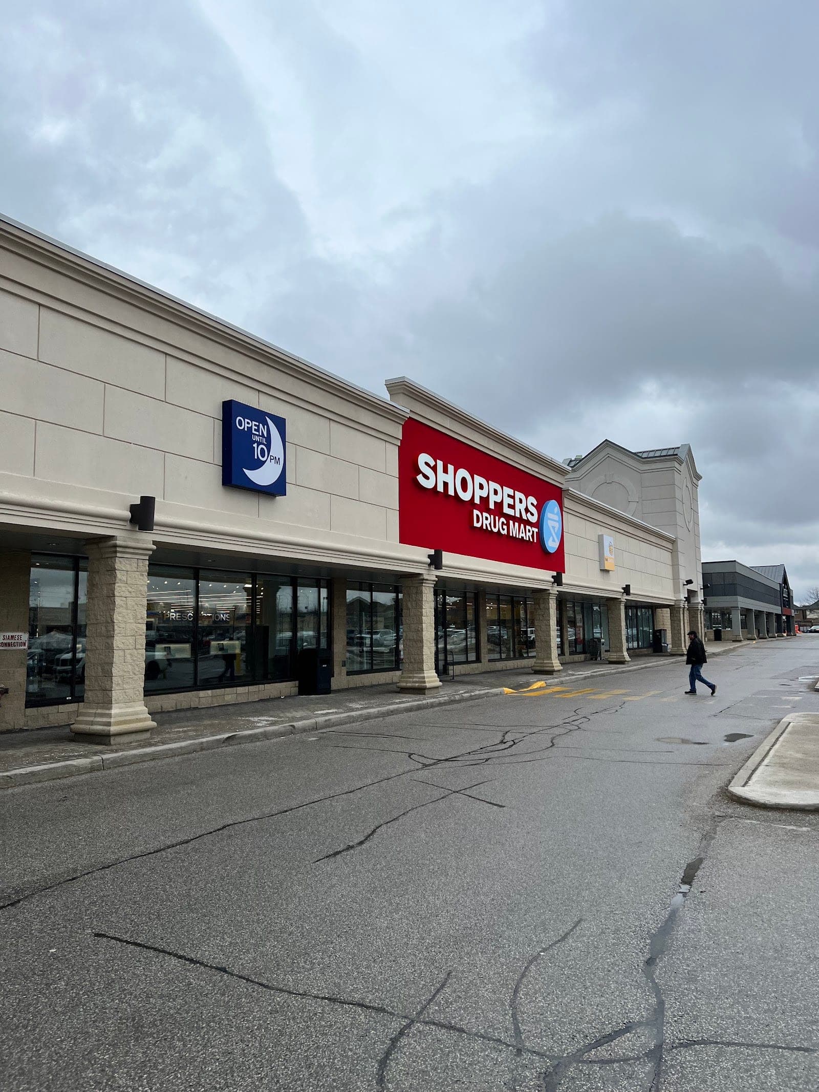 Shoppers Drug Mart (photo: Dhananjay Narayan, via Google)