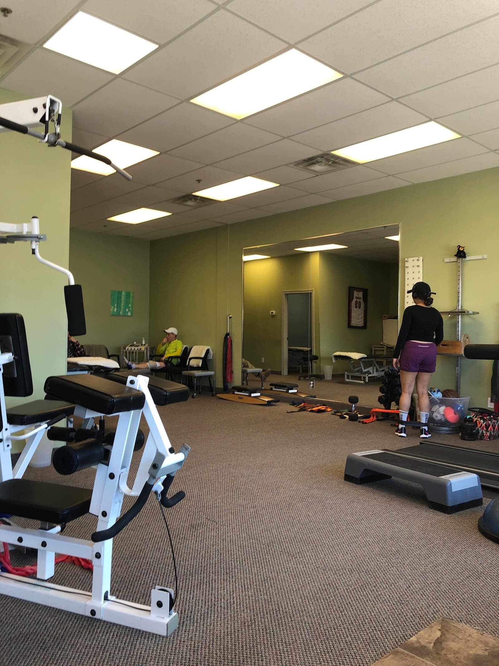 Paramount Physiotherapy & Sports Injuries Clinic (photo: Roger D, via Google)
