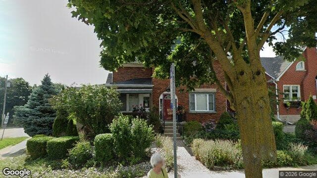 Nancy Nhan le Denture Clinic (Google Street View)