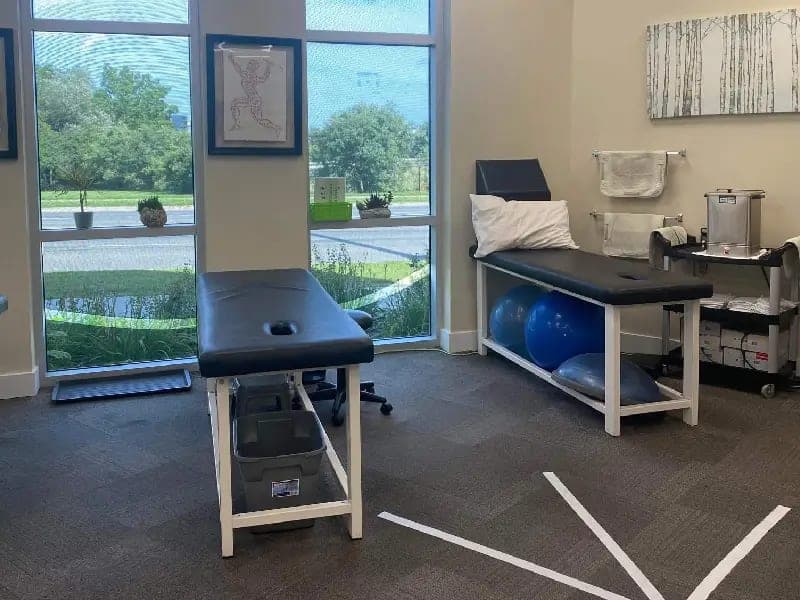 SeniorHome.ca - Lancaster Physiotherapy and Health Care