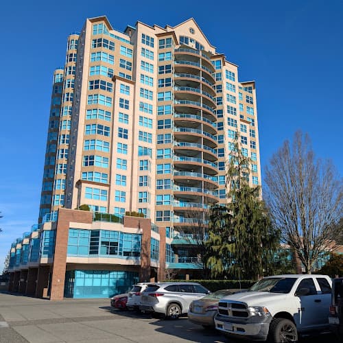 Garden Park Tower - Photo 1