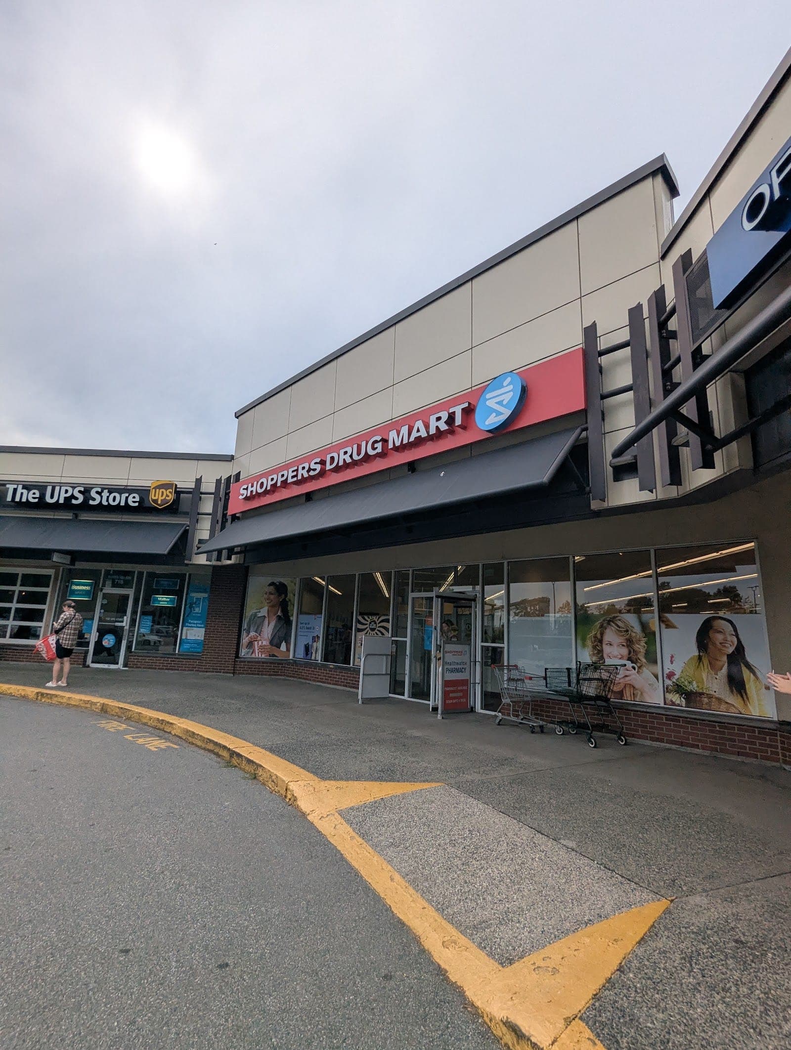 Shoppers Drug Mart (photo: Bita, via Google)