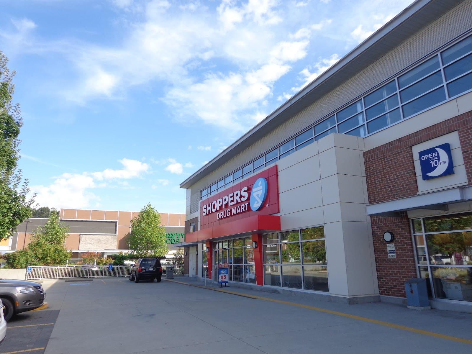 Shoppers Drug Mart (photo: Jae Young Kim, via Google)