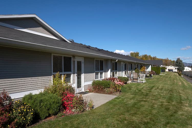 Lake Country Lodge Retirement and Care Community - Photo 1