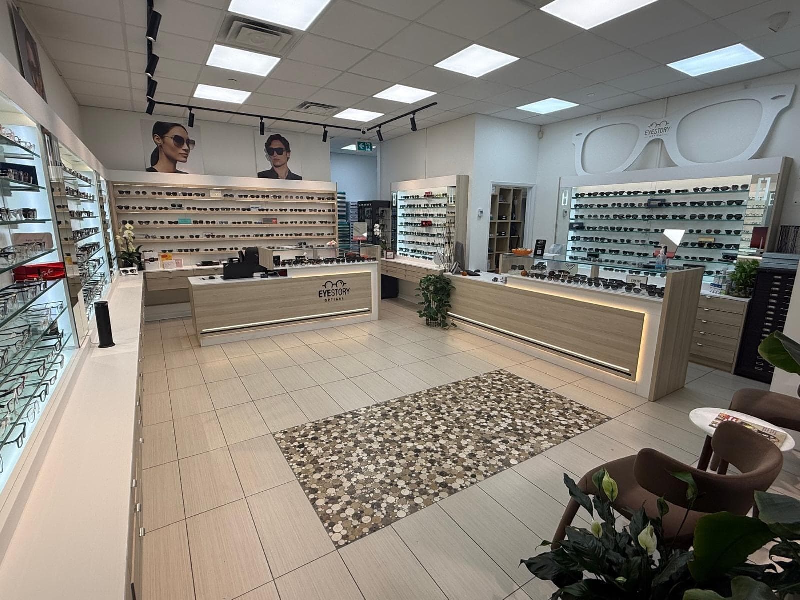 SeniorHome.ca - Eye Story Optical North York -Yonge & Finch