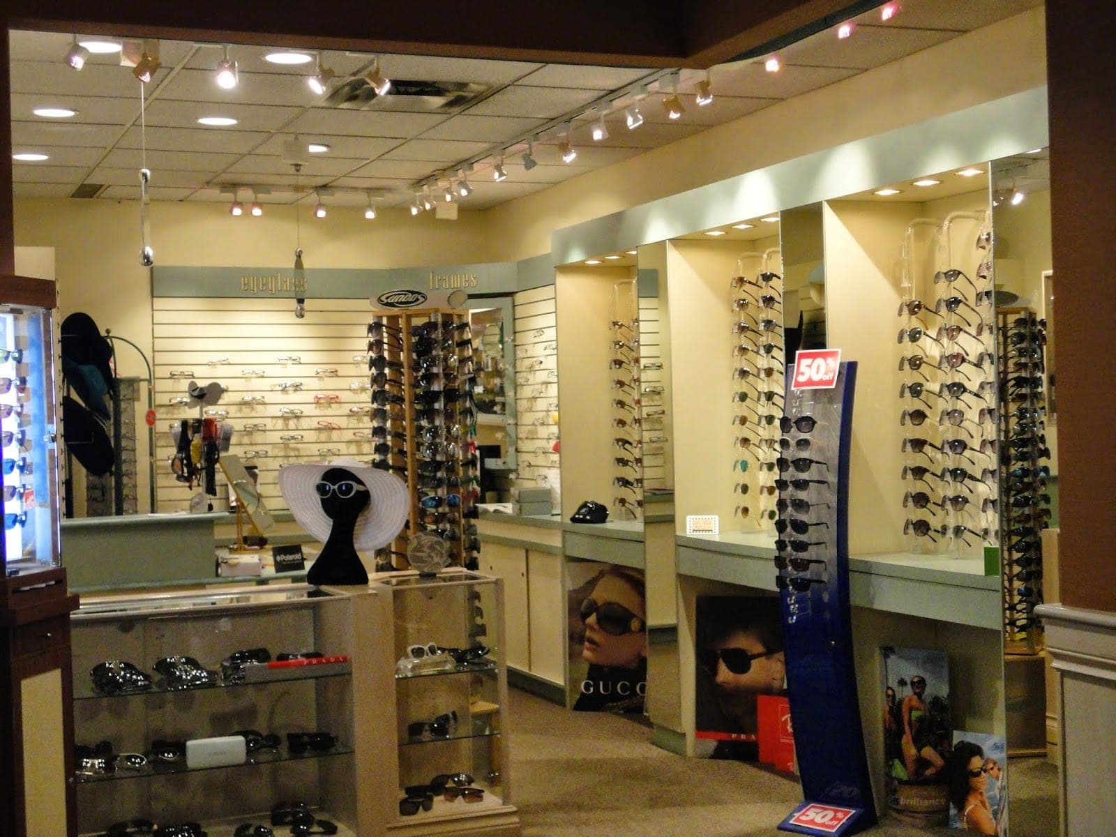 Eyecatchers International (photo: Jasmin Allen, via Google)