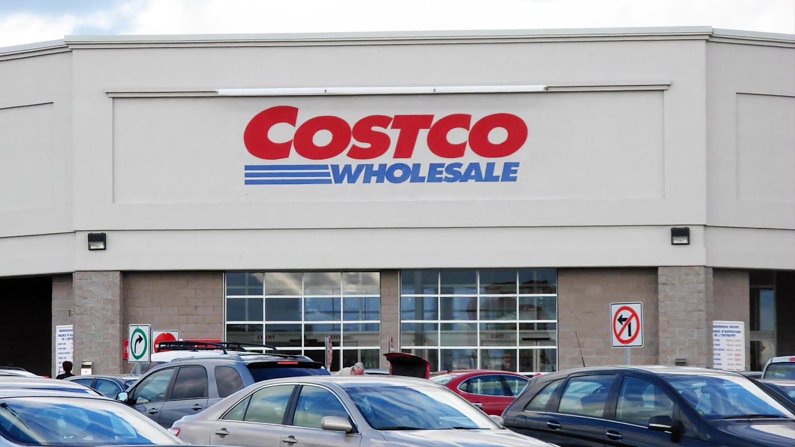Costco Pharmacy (photo: Lazarus, via Google)