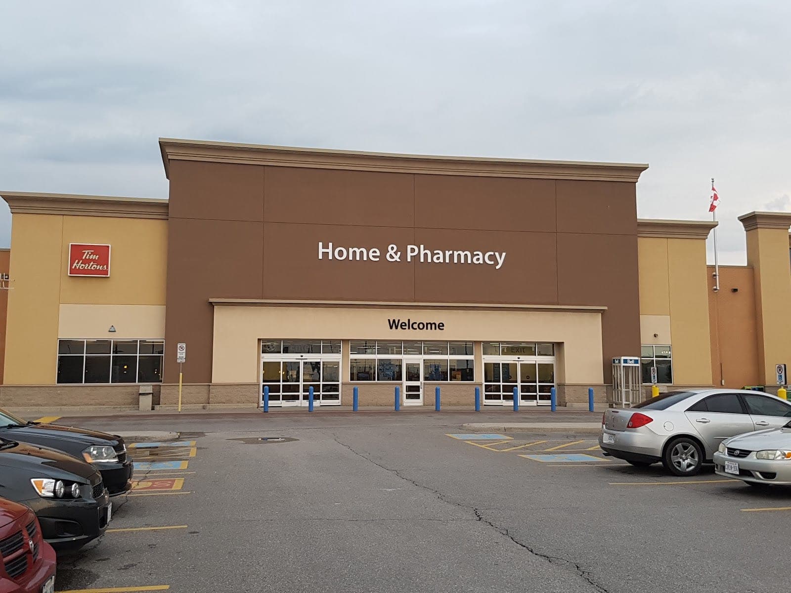 Walmart Pharmacy (photo: Ryan Reeson, via Google)