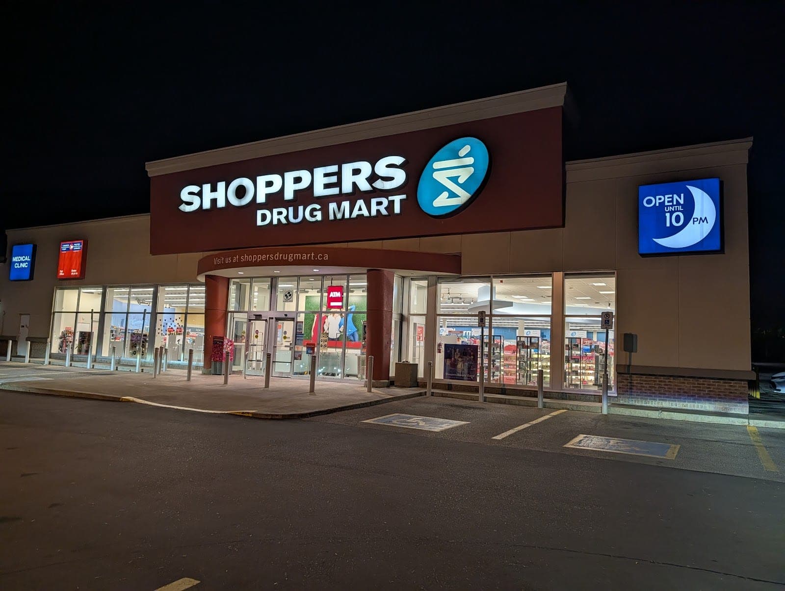 Shoppers Drug Mart (photo: Mary Tan, via Google)