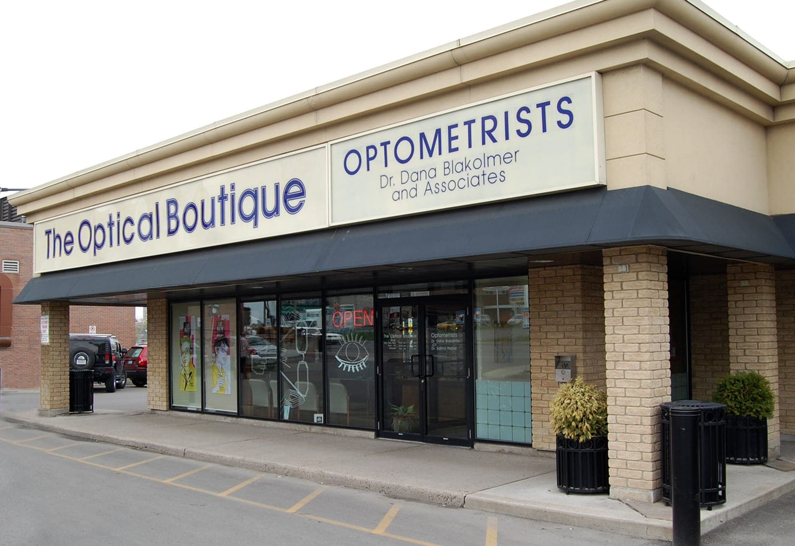SeniorHome.ca - Dr Dana Blakolmer and Associates/ Oshawa Optometry