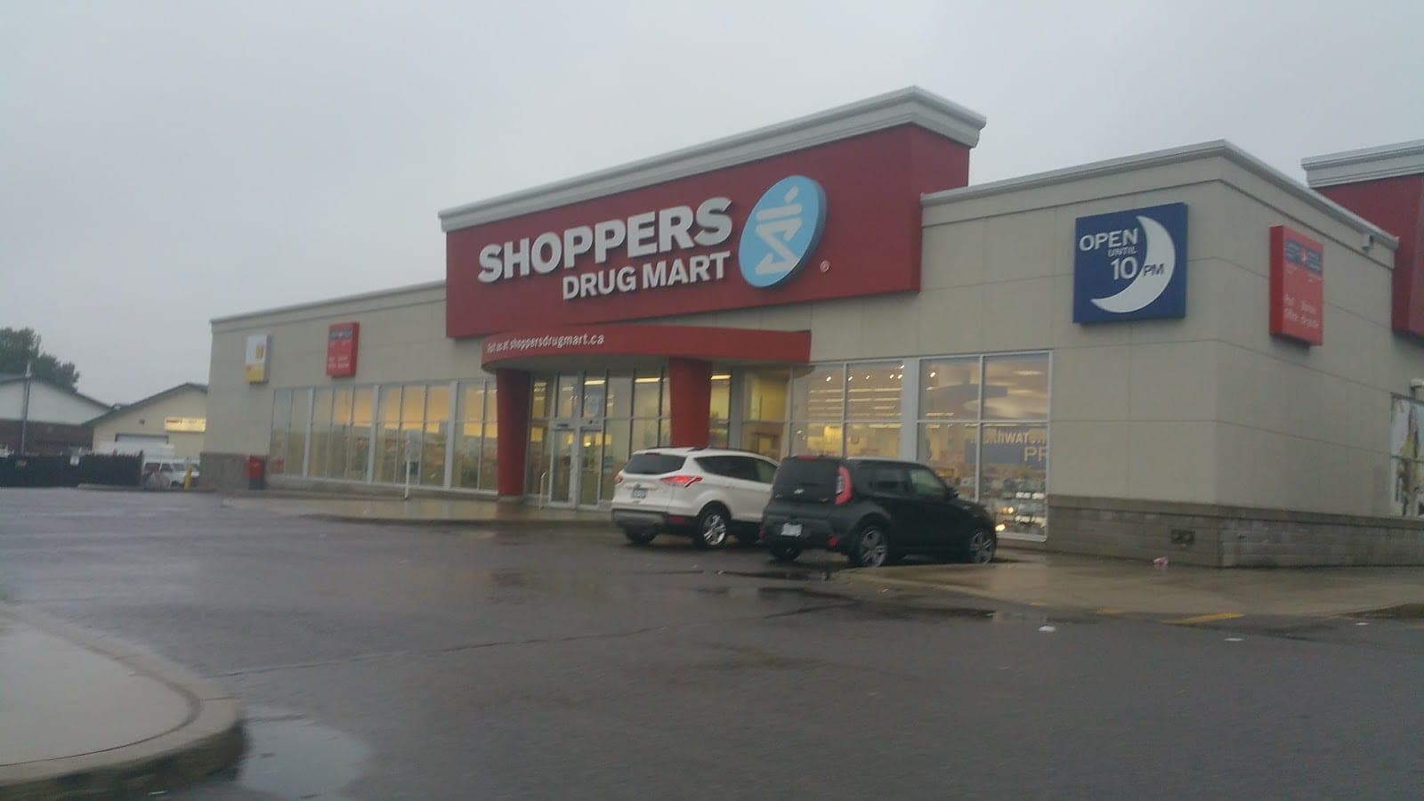 Shoppers Drug Mart (photo: Laura Whitlock, via Google)