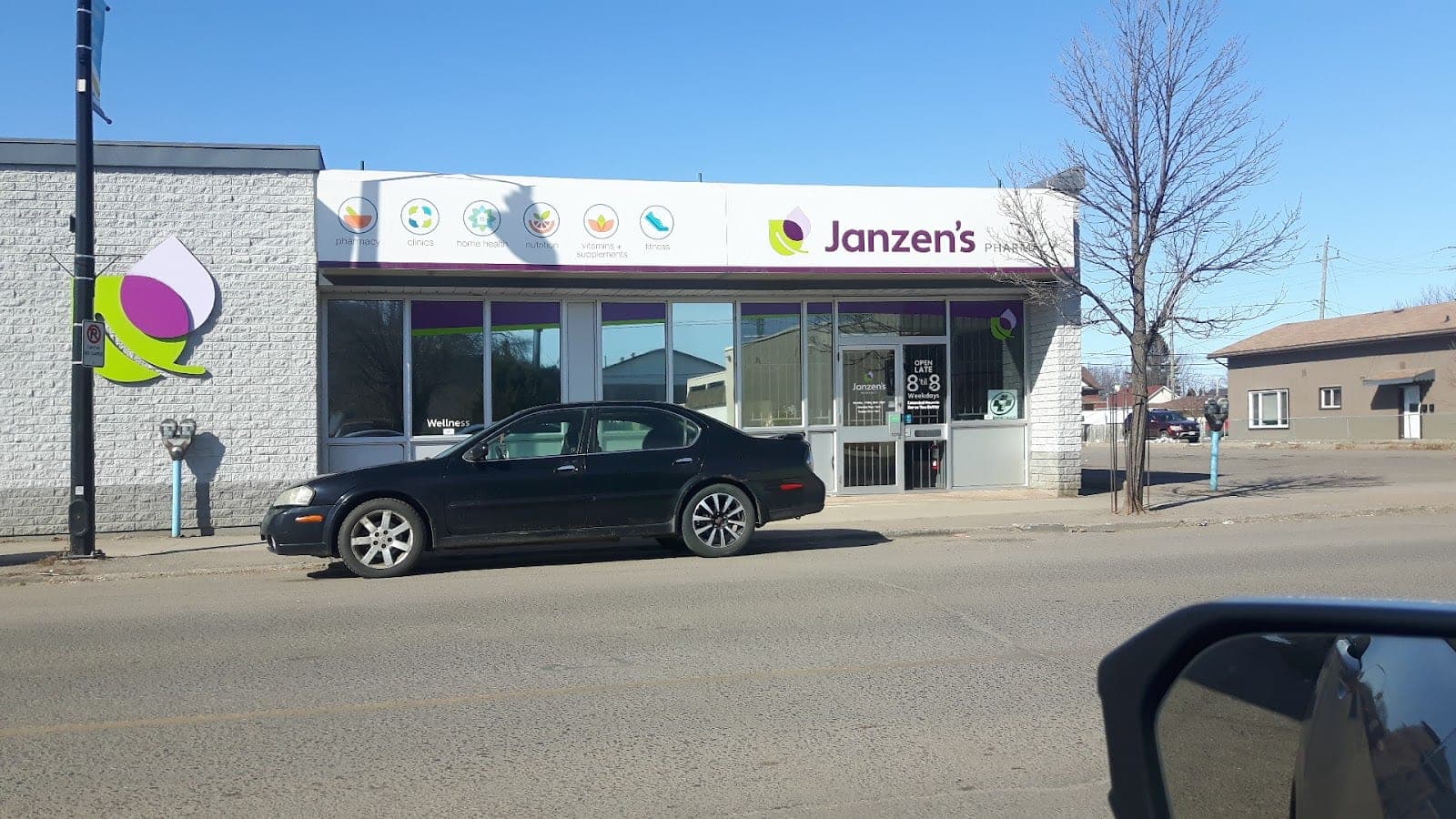 Janzen's Pharmacy Westfort Village (photo: Kelly Prouty, via Google)