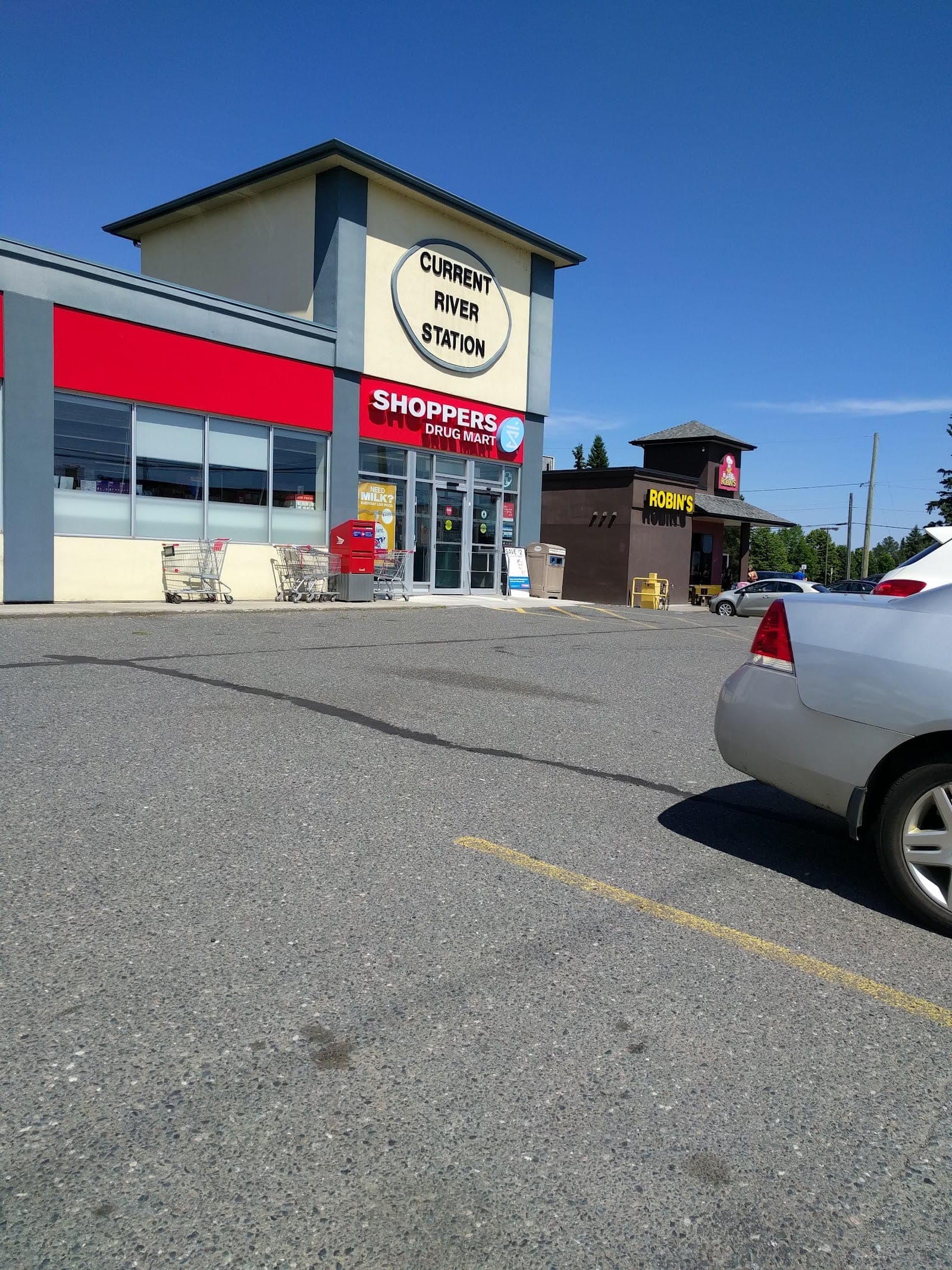 Shoppers Drug Mart (photo: Bryan Feller, via Google)
